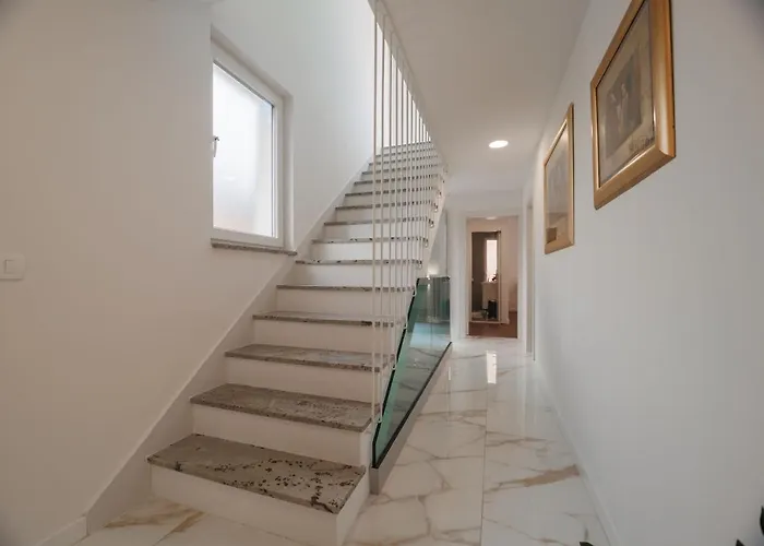 Srdella Villa Podstrana